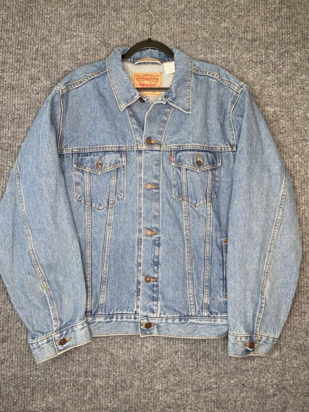 Levis Trucker Jacket Mens XL Blue Denim 70507 Standard Classic Button Front
